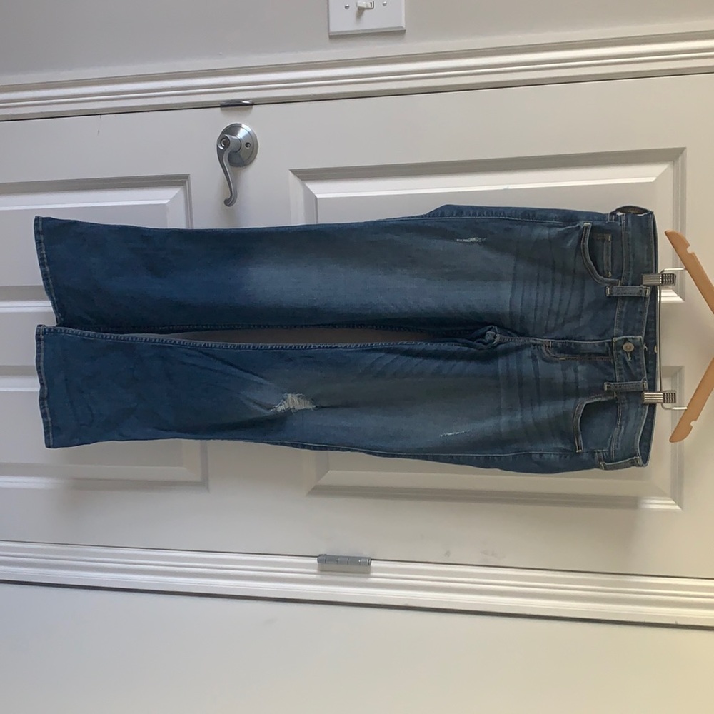29/32 Hollister Low-Rise Bootcut Jeans